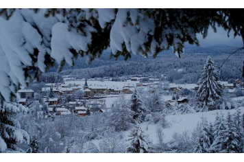 Longchaumois village hiver © OT Haut-Jura Arcade